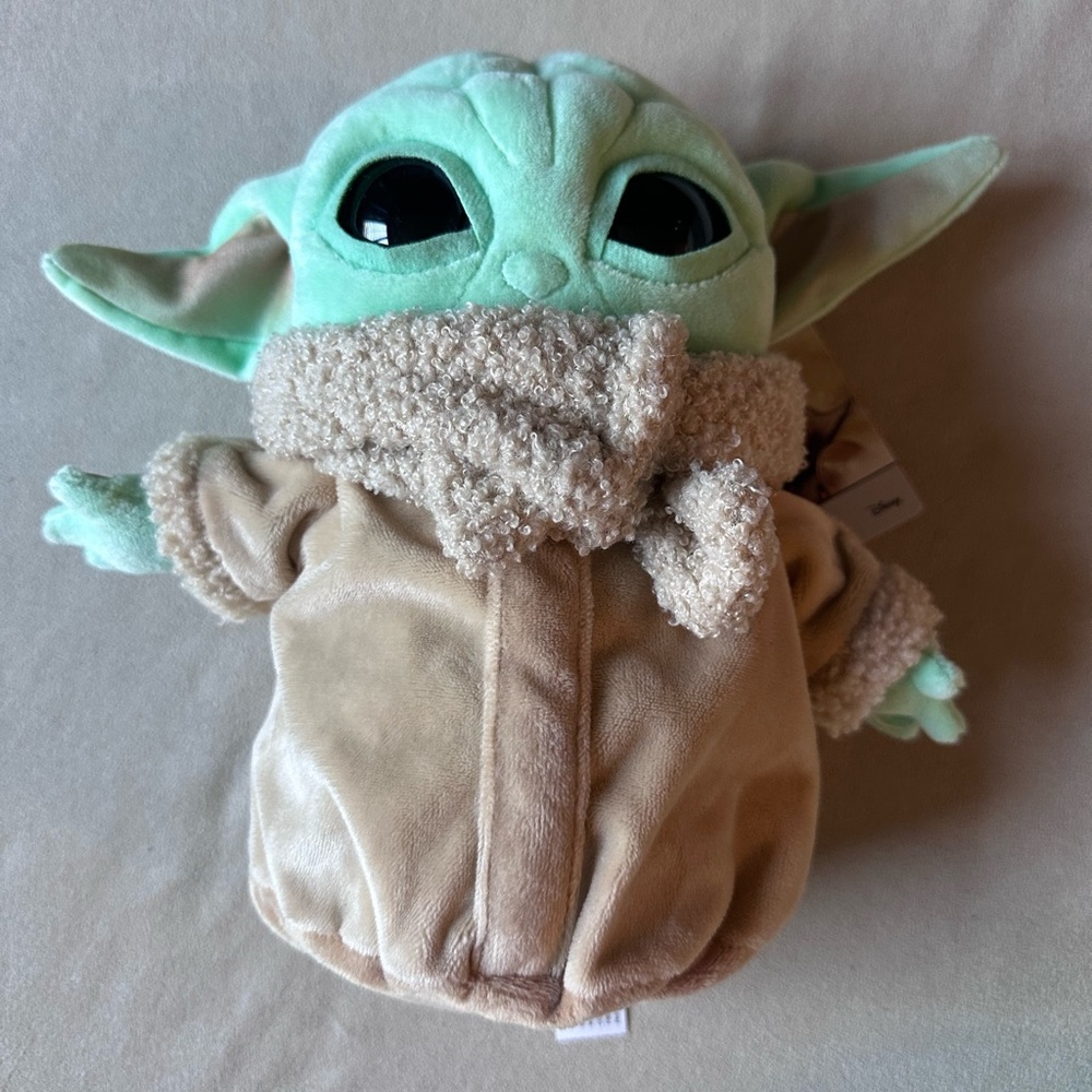 NWT Star Wars Grogu Mandalorian Plush